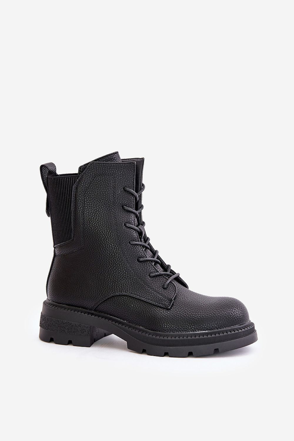 Boot Model 202124 Step in style